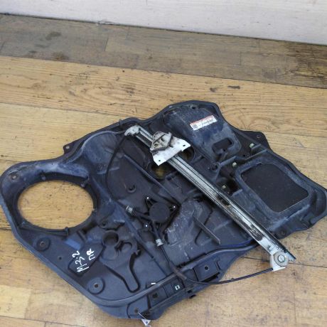 steklopodieemnik-perednii-pravyi-mazda-3-bk-xetcbek-art-30015-big-0