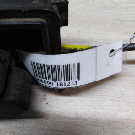 rucka-vnutrenniaia-otkryvaniia-dveri-ford-focus-1-restailing-art-30260-big-1