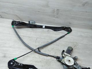 steklopodieemnik-perednii-pravyi-ford-focus-1-rest-art-30852