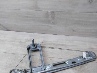 steklopodieemnik-mexaniceskii-zadnii-pravyi-ford-focus-1-rest-art-30853