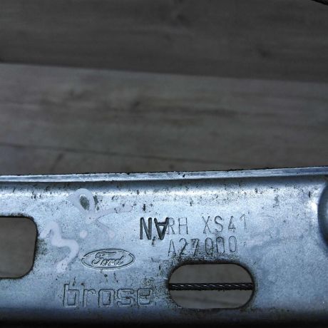 steklopodieemnik-mexaniceskii-zadnii-pravyi-ford-focus-1-rest-art-30853-big-2