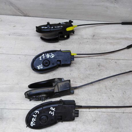 rucka-vnutrenniaia-otkryvaniia-dveri-ford-focus-1-restailing-bu-art-31286-big-0