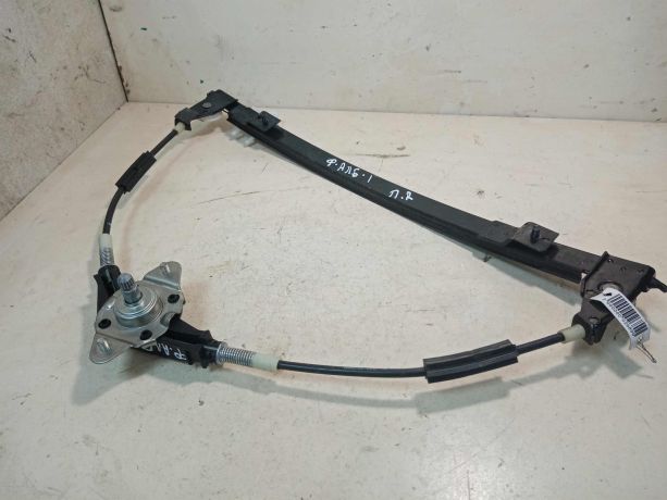 steklopodieemnik-perednii-pravyi-mexaniceskii-fiat-albea-14i-art-31443-big-0