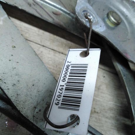 steklopodieemnik-perednii-pravyi-toyota-camry-v40-art-31512-big-1