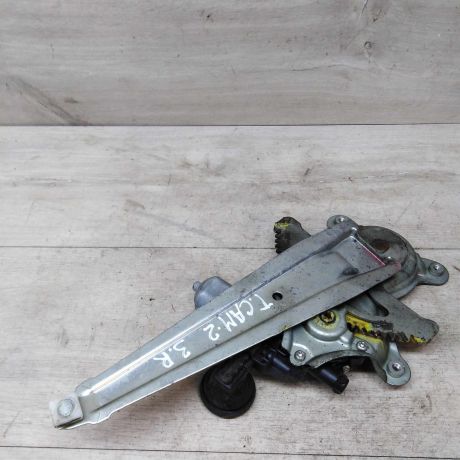 steklopodieemnik-zadnii-pravyi-toyota-camry-v40-art-31513-big-3