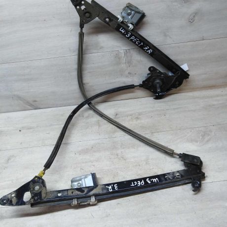 steklopodieemnik-zadnii-pravyi-volkswagen-sharan-rest-art-31755-big-0