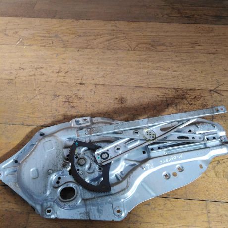 steklopodieemnik-perednii-kia-cerato-2-levyi-art-31920-big-1