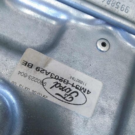 steklopodieemnik-perednii-levyi-ford-focus-2-do-rest-kupe-art-32352-big-3