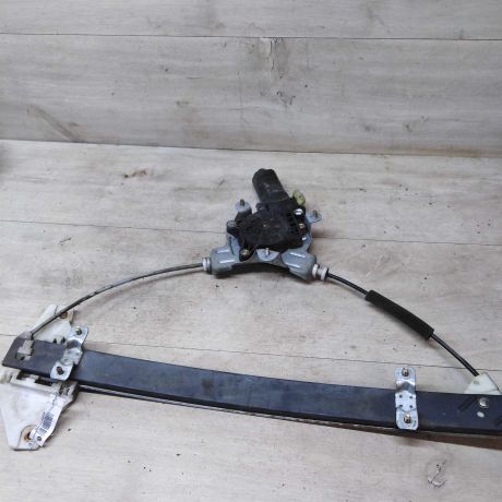 steklopodieemnik-perednii-pravyi-hyundai-accent-2-art-32380-big-3