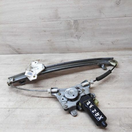 steklopodieemnik-zadnii-pravyi-hyundai-accent-2-art-32381-big-0