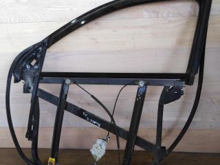 steklopodieemnik-perednii-volkswagen-touareg-rest-levyi-art-32952