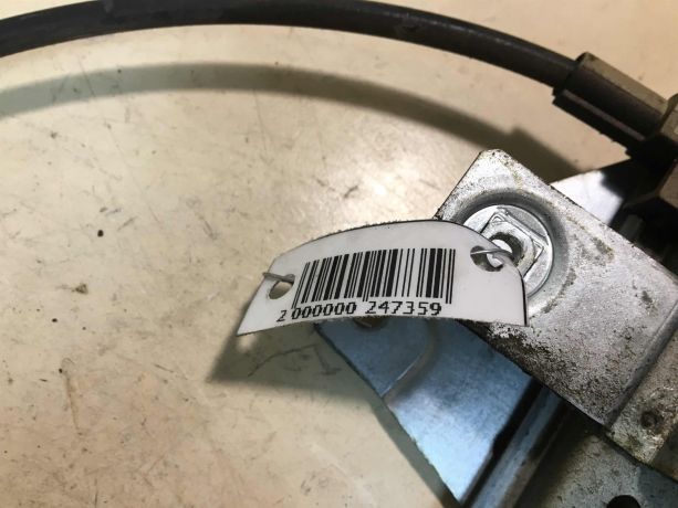 steklopodieemnik-zadnii-levyi-mexaniceskii-mitsubishi-carisma-rest-art-33213-big-3