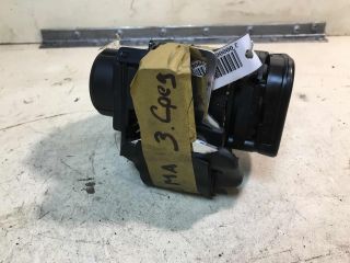 remen-bezopasnosti-zadnii-srednii-mitsubishi-carisma-rest-art-33400