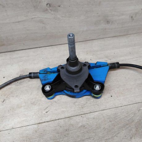 steklopodieemnik-zadnii-levyi-mexaniceskii-audi-a4-b6-8e-art-33543-big-1