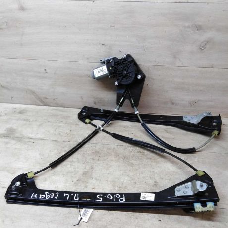 steklopodieemnik-perednii-volkswagen-polo-sedan-levyi-art-34974-big-0