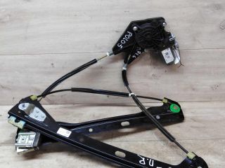 steklopodieemnik-perednii-pravyi-volkswagen-polo-sedan-art-34976