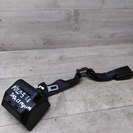 remen-bezopasnosti-zadnii-srednii-volkswagen-polo-sedan-art-35049-big-0