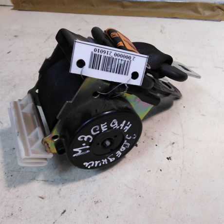 remen-bezopasnosti-zadnii-srednii-mazda-3-bk-sedan-mkpp-16i-art-35056-big-0