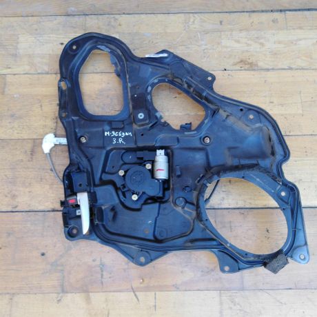 steklopodieemnik-zadnii-pravyi-mazda-3-bk-sedan-mkpp-16i-art-35060-big-0