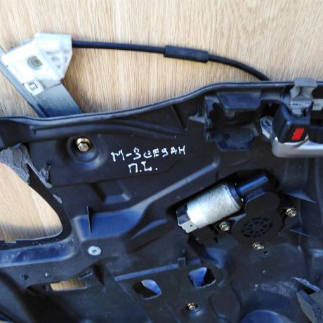 steklopodieemnik-perednii-levyi-mazda-3-bk-sedan-mkpp-16i-art-35203-big-1