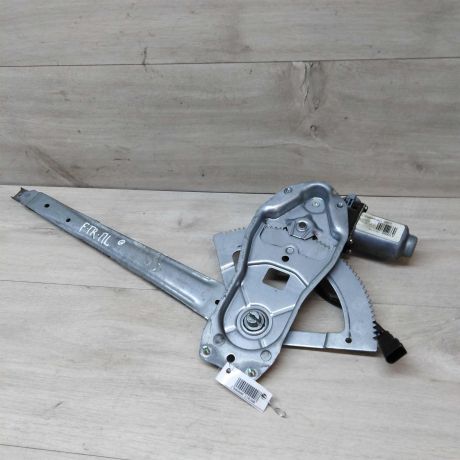 steklopodieemnik-perednii-levyi-ford-transit-do-rest-art-35370-big-1