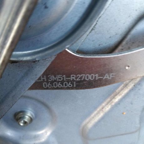 steklopodieemnik-zadnii-levyi-mexaniceskoi-ford-focus-2-do-rest-universal-art-35371-big-2