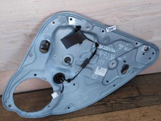 steklopodieemnik-zadnii-pravyi-mexaniceskoi-ford-focus-2-do-rest-universal-art-35444