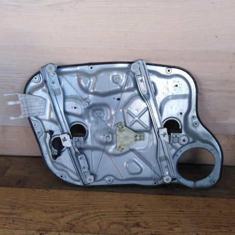 steklopodieemnik-perednii-pravyi-kia-ceed-universal-kia-ceed-art-35445-big-0