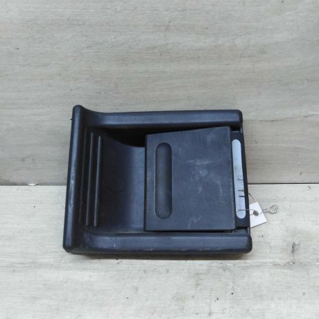 rucka-vnutrenniaia-otkryvaniia-dveri-mercedes-w638-art-35799-big-0