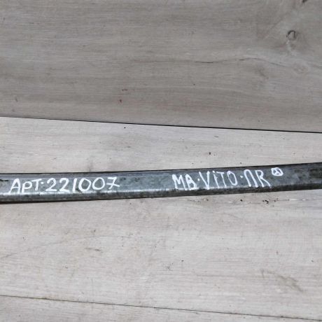 steklopodieemnik-perednii-pravyi-mercedes-vito-w638-art-35893-big-2