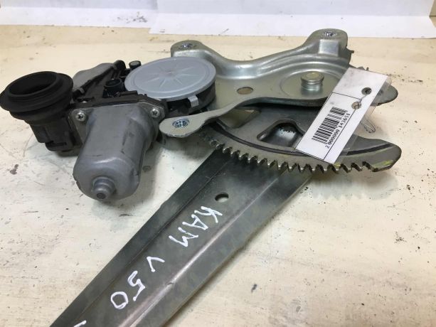 steklopodieemnik-zadnii-pravyi-toyota-camry-v50-art-36563-big-2