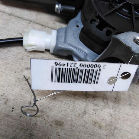 steklopodieemnik-zadnii-levyi-nissan-qashqai-j10-art-36571-big-1