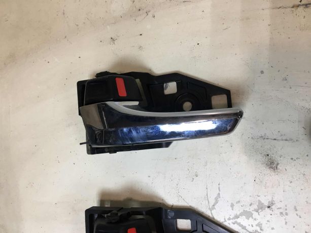 rucka-vnutrenniaia-otkryvaniia-dveri-toyota-camry-v50-art-36646-big-2