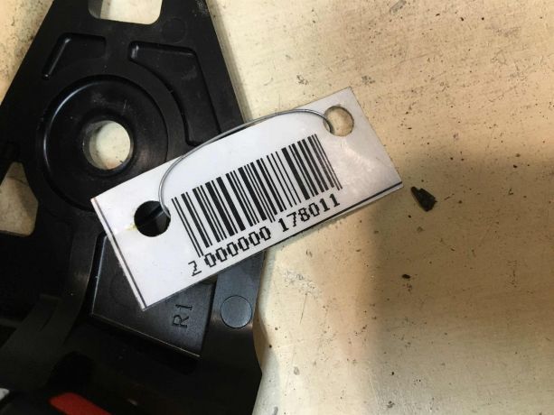 rucka-vnutrenniaia-otkryvaniia-dveri-toyota-camry-v50-art-36646-big-5