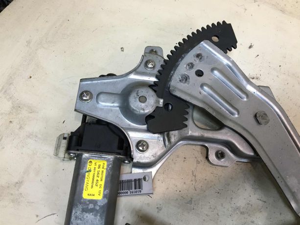 steklopodieemnik-zadnii-levyi-daewoo-matiz-art-37061-big-4