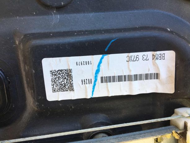 steklopodieemnik-zadnii-levyi-mazda-3-bl-rest-sedan-art-37090-big-1