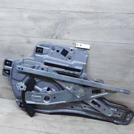 steklopodieemnik-perednii-levyi-hyundai-santa-fe-art-37133-big-0