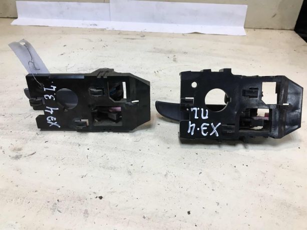 rucka-vnutrenniaia-otkryvaniia-dveri-hyundai-elantra-3-xd-2-restailing-art-37203-big-1