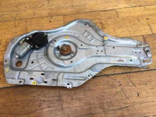 steklopodieemnik-perednii-levyi-hyundai-elantra-3-xd-2-rest-art-37248