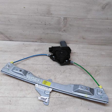 steklopodieemnik-perednii-pravyi-opel-corsa-d-art-37266-big-0