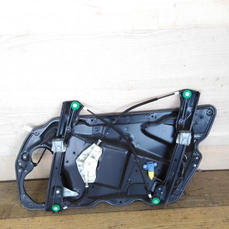 steklopodieemnik-perednii-levyi-volkswagen-passat-b6-art-37268-big-1