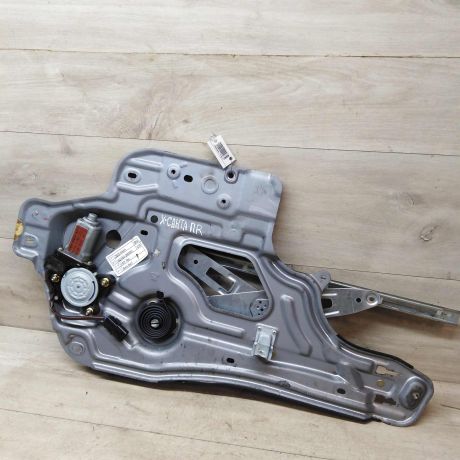 steklopodieemnik-perednii-pravyi-hyundai-santa-fe-art-37281-big-0