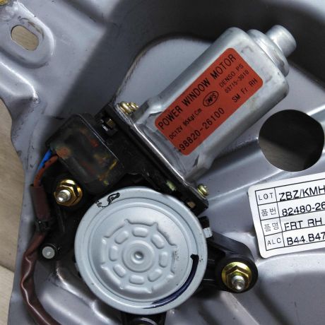 steklopodieemnik-perednii-pravyi-hyundai-santa-fe-art-37281-big-2