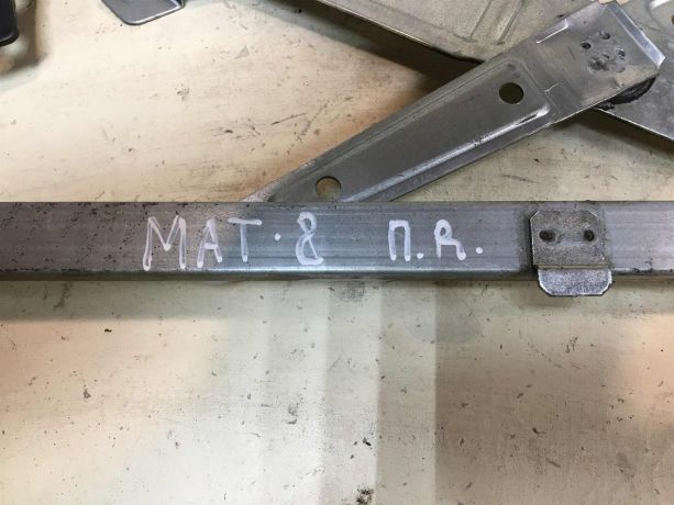 steklopodieemnik-perednii-pravyi-daewoo-matiz-art-37288-big-2