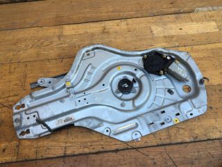 steklopodieemnik-perednii-pravyi-hyundai-elantra-3-xd-2-rest-art-37343