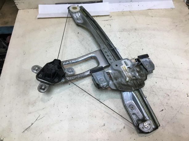 steklopodieemnik-zadnii-levyi-mexaniceskii-chevrolet-cruze-do-rest-art-38611-big-1