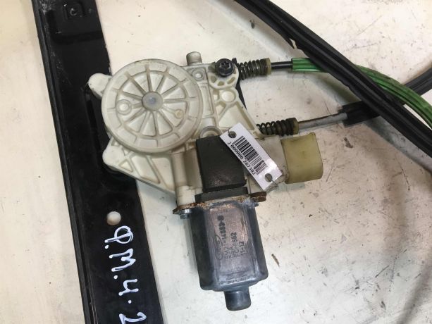 steklopodieemnik-perednii-pravyi-ford-mondeo-4-rest-art-39332-big-2