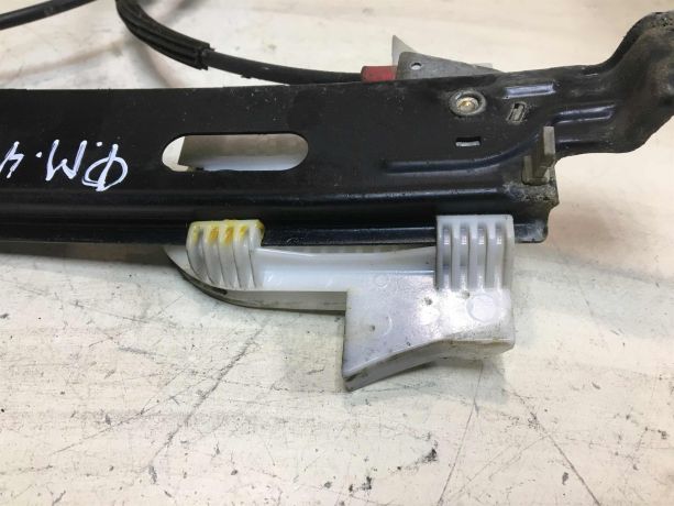 steklopodieemnik-zadnii-levyi-mexaniceskii-ford-mondeo-4-rest-art-39333-big-1