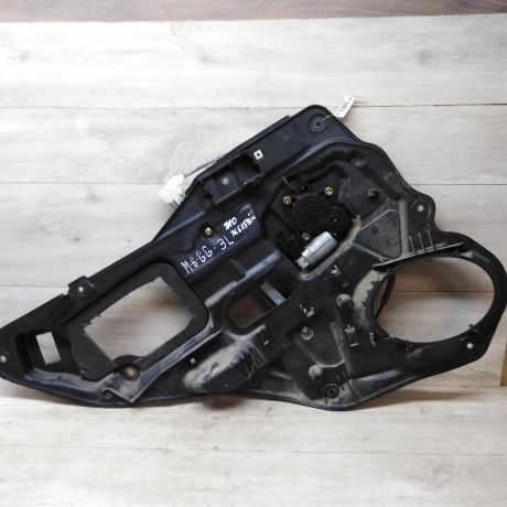 steklopodieemnik-zadnii-levyi-mazda-6-art-39747-big-0