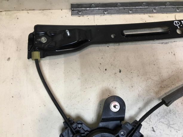 steklopodieemnik-zadnii-pravyi-ford-fusion-usa-ford-mondeo-5-art-39935-big-3